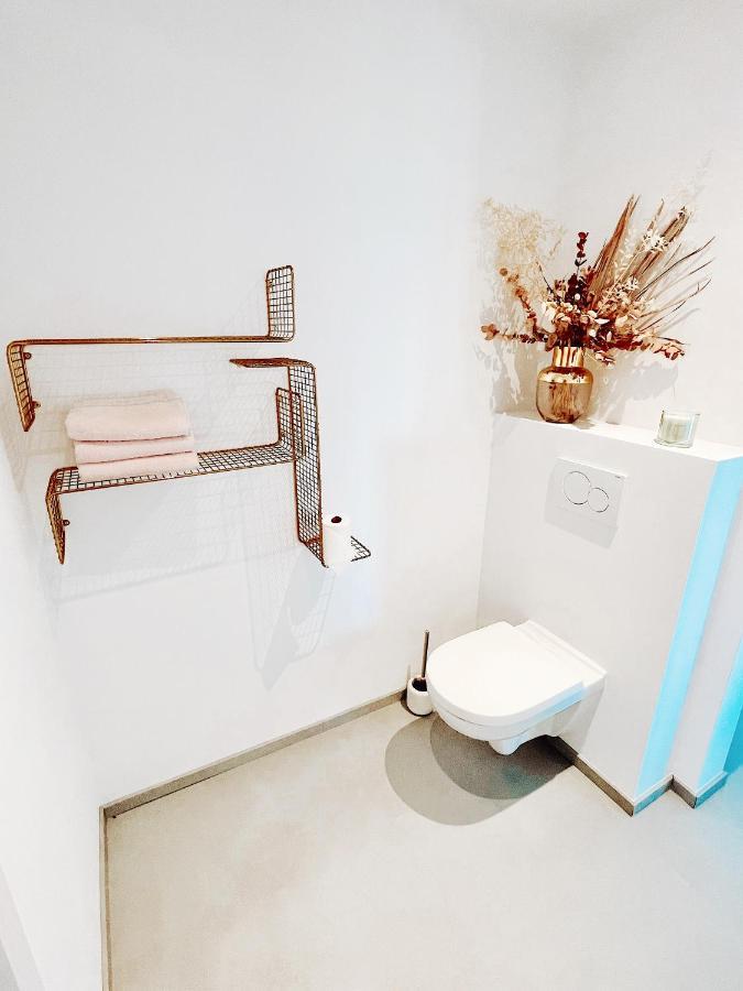Le Nine, B&B Au Coeur De Falaen ภายนอก รูปภาพ